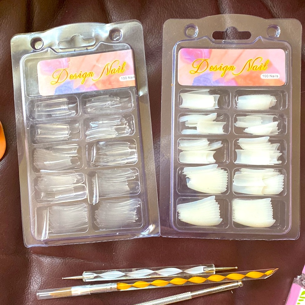 Beginner nail tech kit - Picture 4 of 5